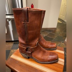 Women’s Frye boots